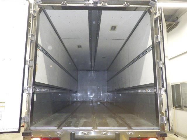 2010 Isuzu ウィング auction photo 4
