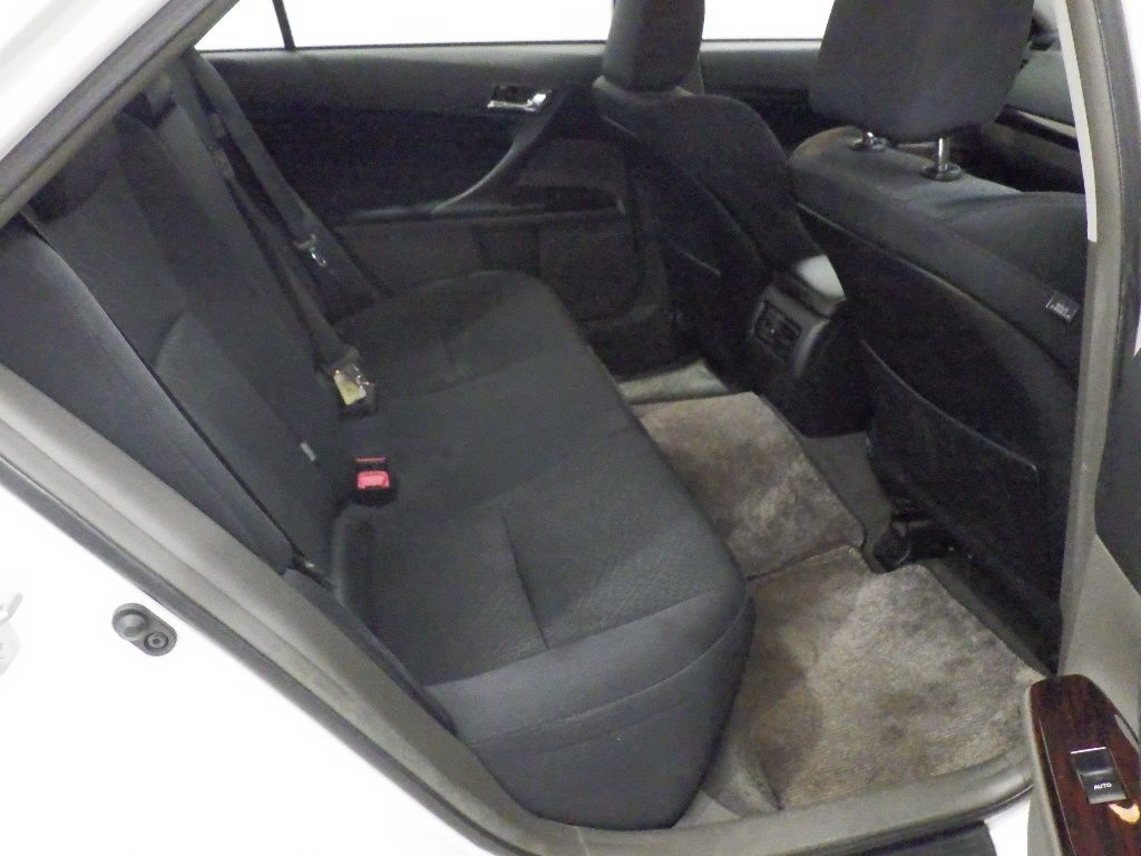 2011 Toyota Mark X 250G Relax Selection Black LTD auction photo 7