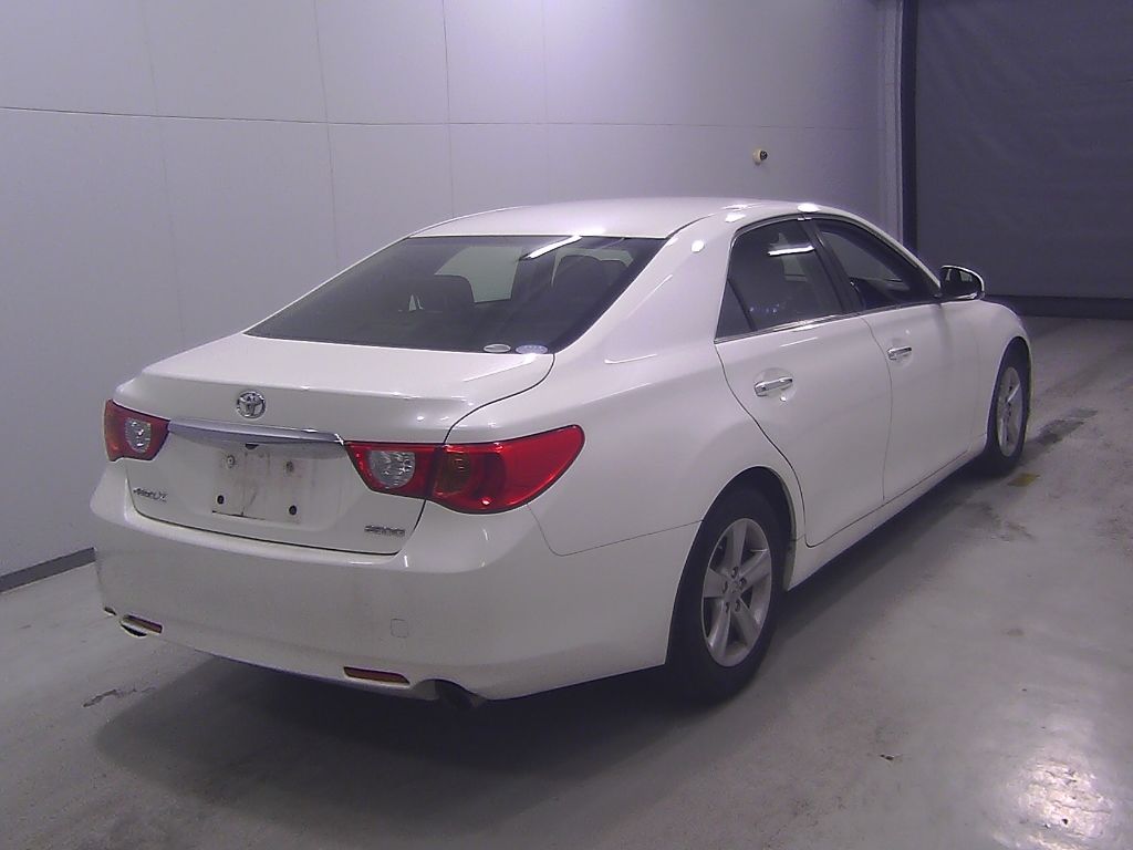 2011 Toyota Mark X 250G Relax Selection Black LTD auction photo 2