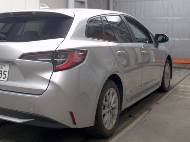 2022 Toyota カローラツーリングW S auction photo 5