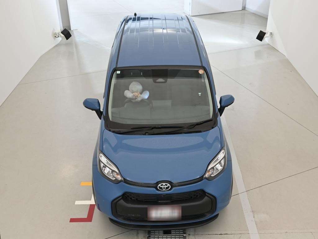 2023 Toyota Sienta ハイブリッドG auction photo 7