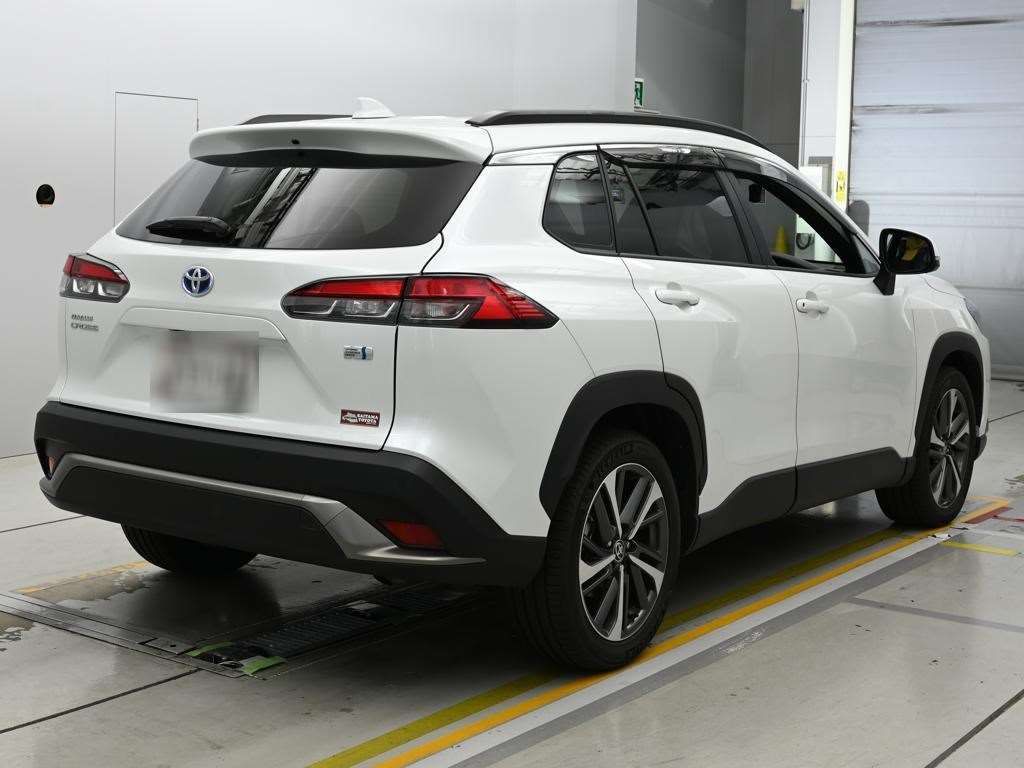 2022 Toyota Corolla Cross ハイブリッド Z 4WD auction photo 2