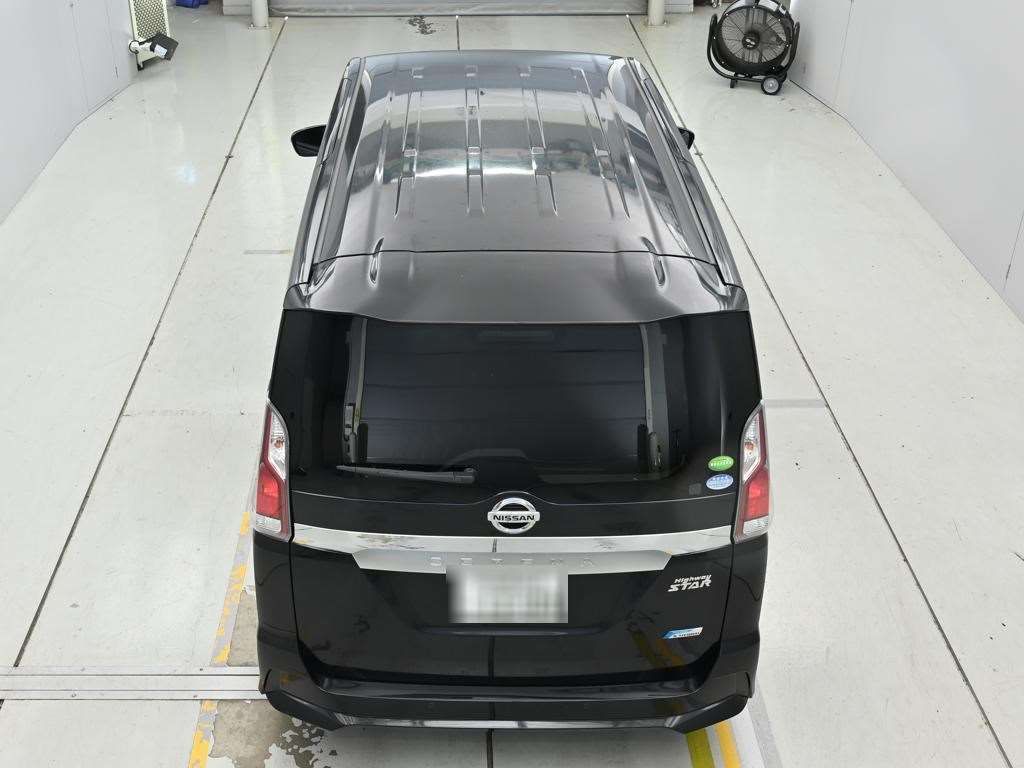 2017 Nissan Serena ハイウェイスター auction photo 8