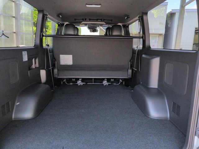 2026 Toyota Hiace LスーパーGLダーク2 auction photo 6