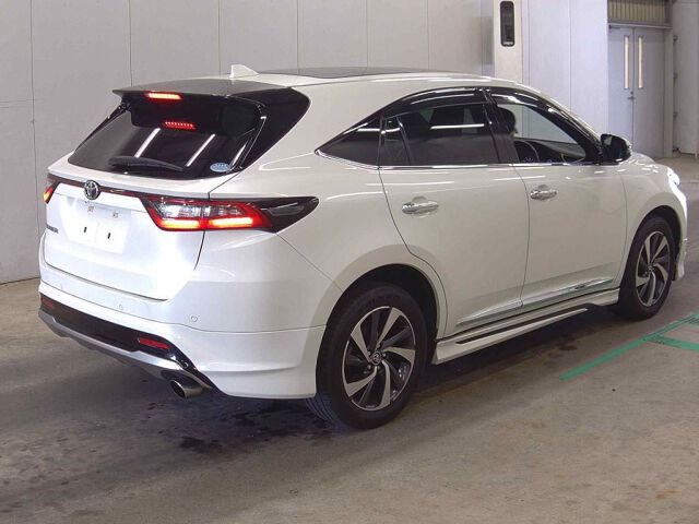 2019 Toyota Harrier Elegance 4WD auction photo 5