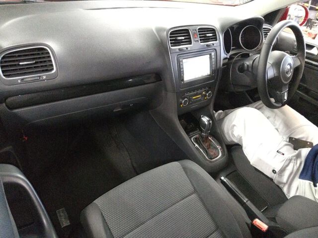 2010 Volkswagen ゴルフヴァリアント TSIコンフォートライン auction photo 3