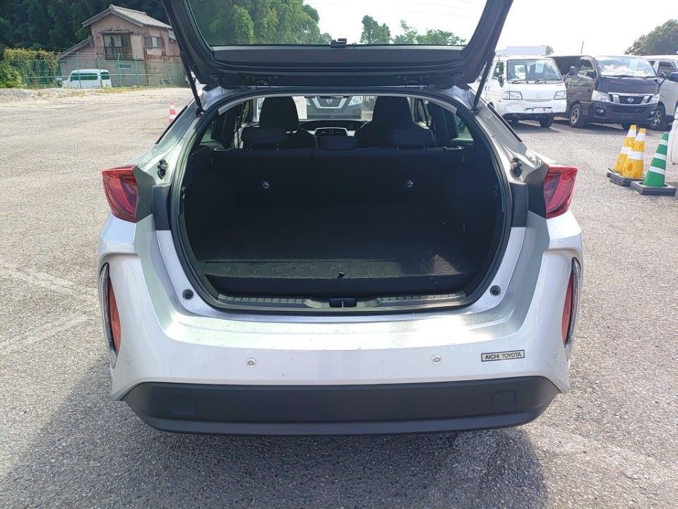 2019 Toyota Prius PHEV auction photo 8