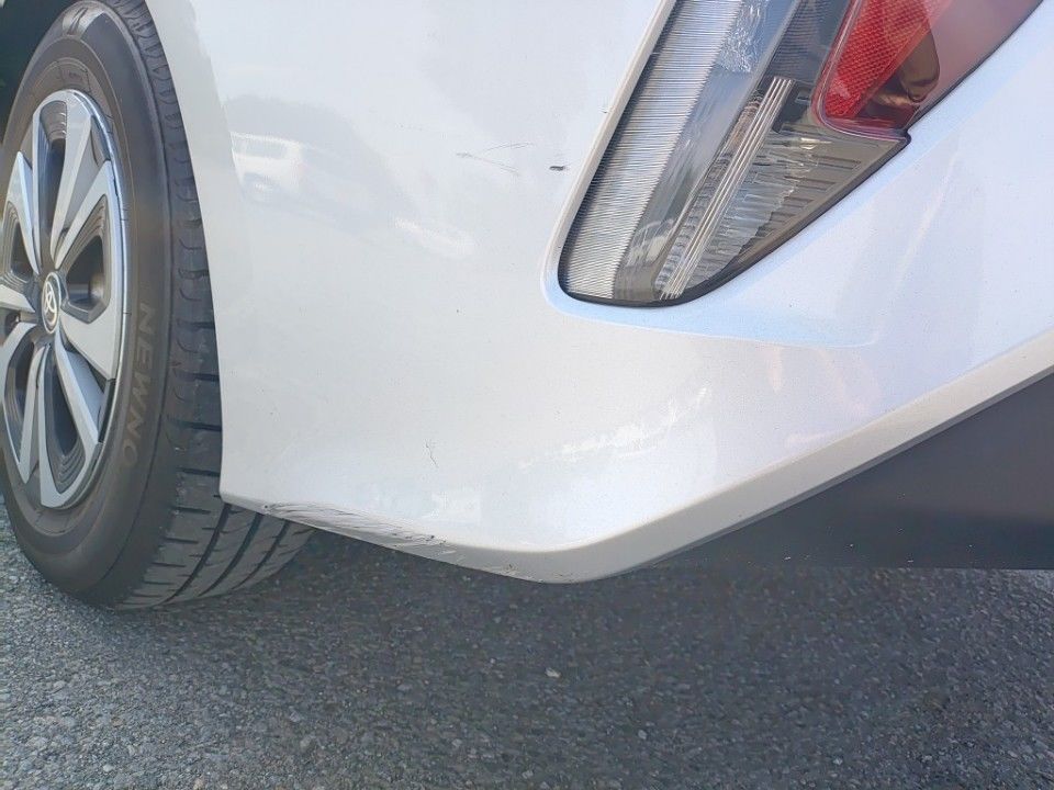 2019 Toyota Prius PHEV auction photo 30