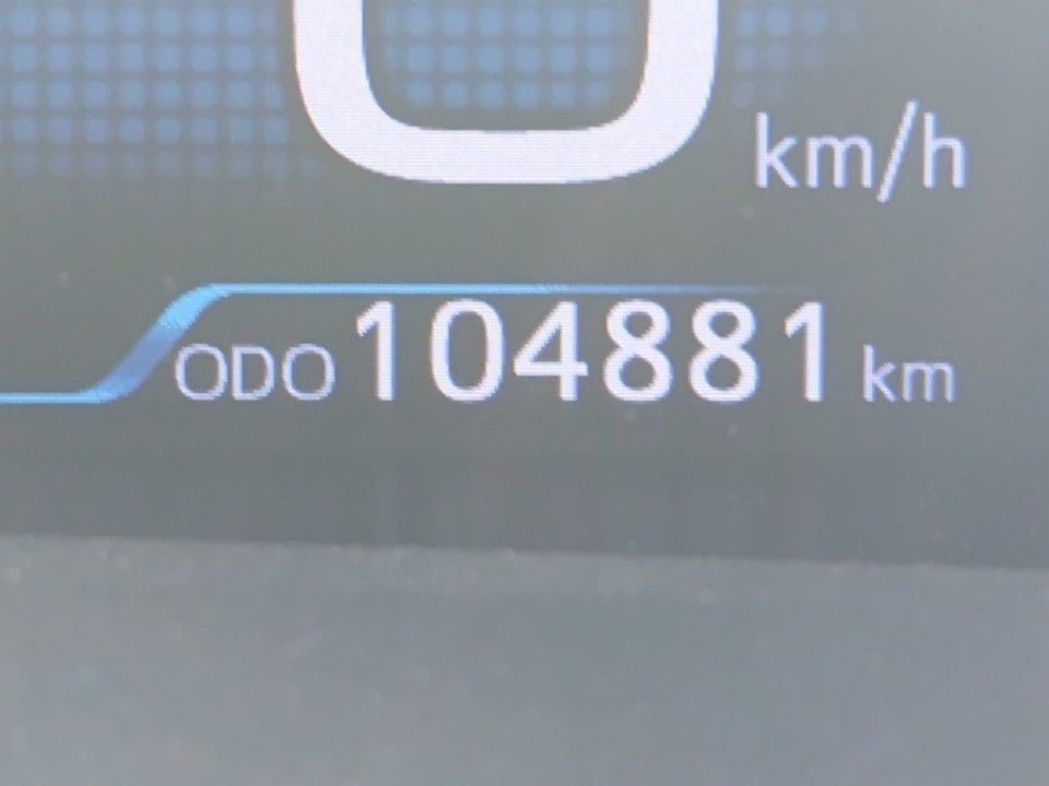2019 Toyota Prius PHEV auction photo 10