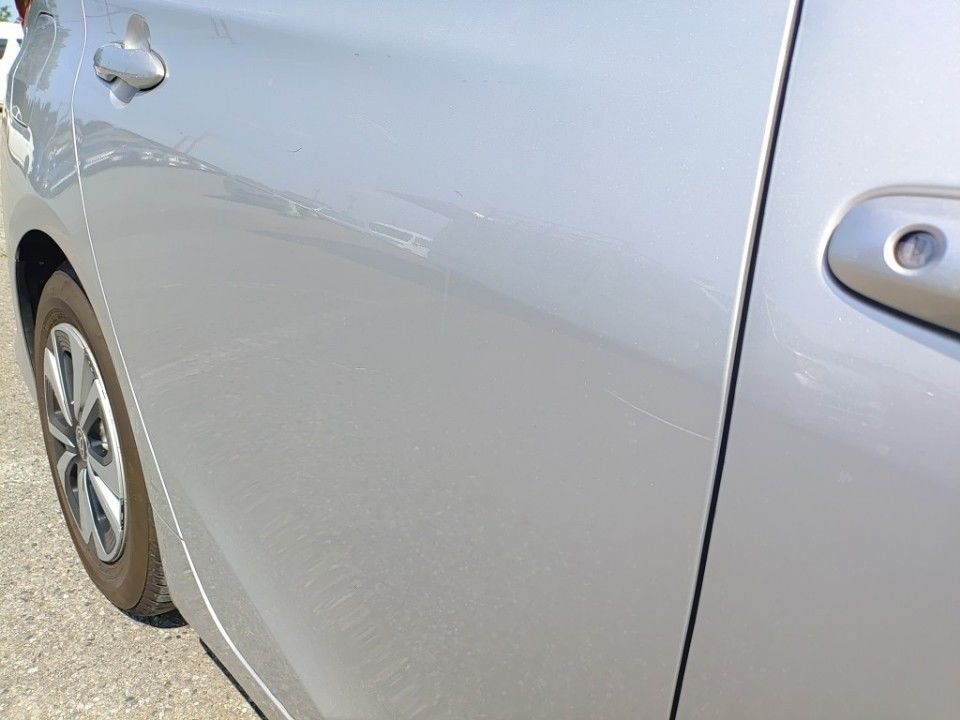 2019 Toyota Prius PHEV auction photo 25
