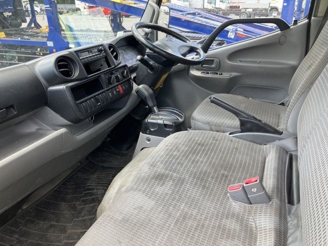 2015 Toyota Dyna バン auction photo 5