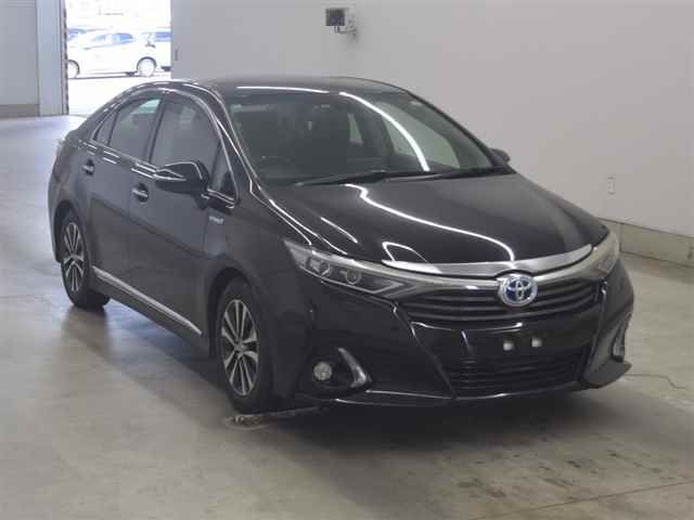 2014 Toyota SAI G Japan auction vehicle