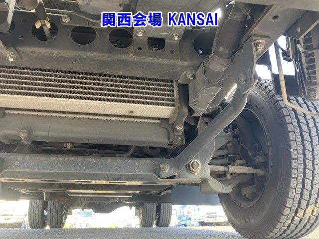2013 Isuzu Elf Panel van auction photo 16