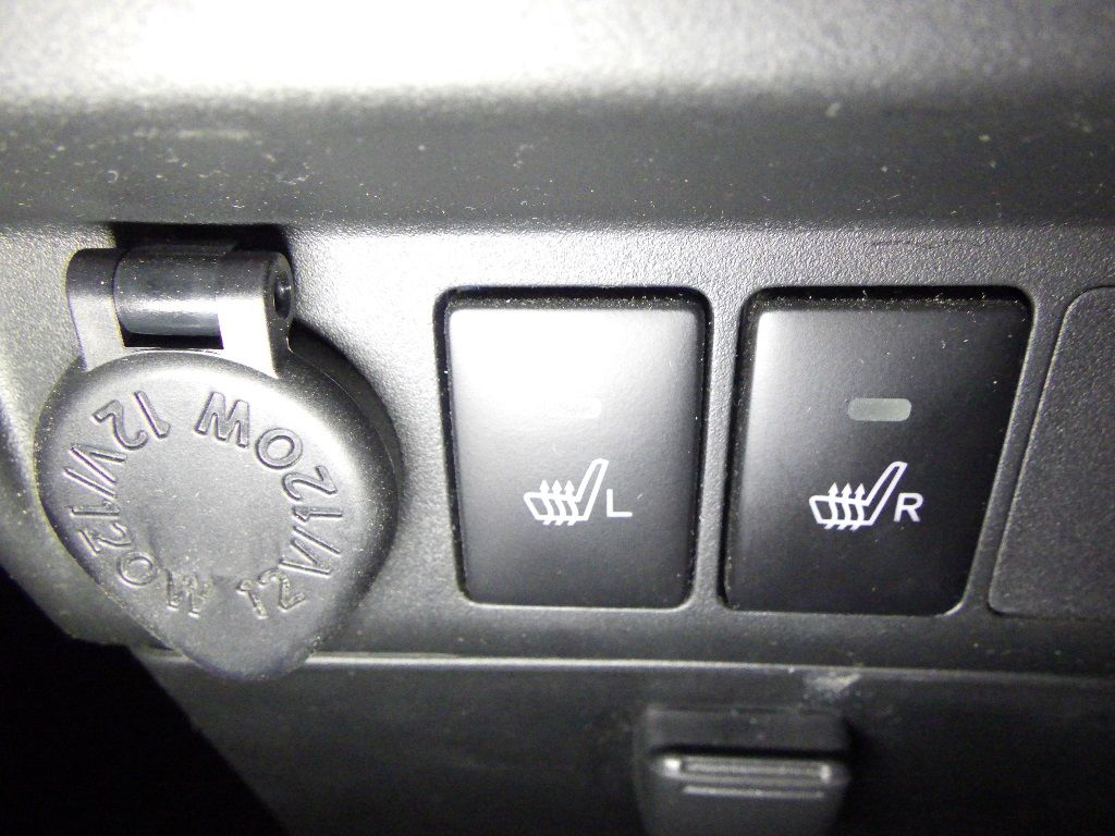 2023 Toyota Roomy G-T auction photo 8