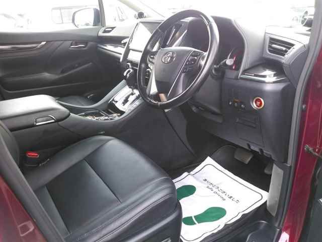 2019 Toyota Alphard S Cパッケージ auction photo 3