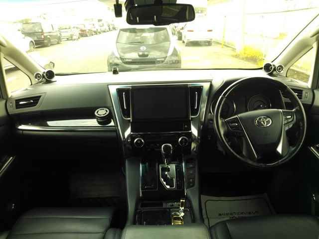 2019 Toyota Alphard S Cパッケージ auction photo 8