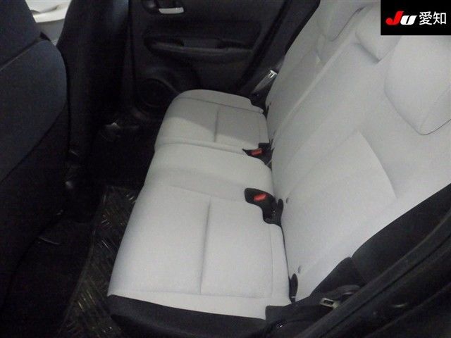 2020 Honda Fit ベーシック auction photo 4
