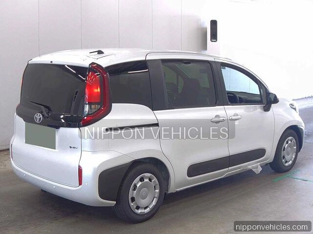 2026 Toyota Sienta Hybrid G auction photo 5