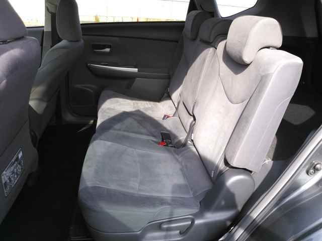 2011 Toyota Prius Alpha Sツーリングセレクション auction photo 9