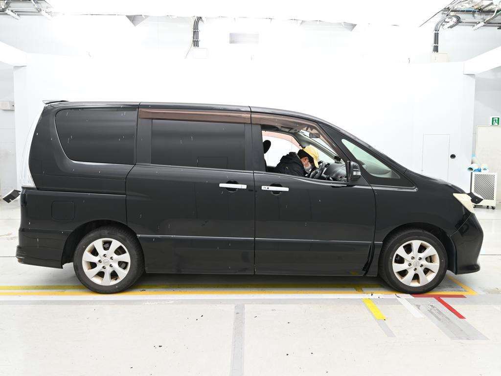 2012 Nissan Serena Highway Star V Selection auction photo 3