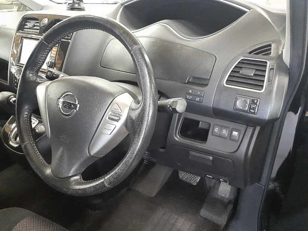 2012 Nissan Serena Highway Star V Selection auction photo 9