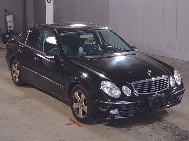Japan Auction Vehicles 8 2004 Mercedes-Benz E-Class E320アバンギャルト auction photo