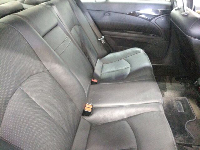 2004 Mercedes-Benz E-Class E320アバンギャルト auction photo 6