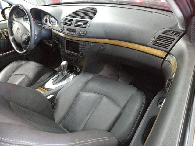2004 Mercedes-Benz E-Class E320アバンギャルト auction photo 3