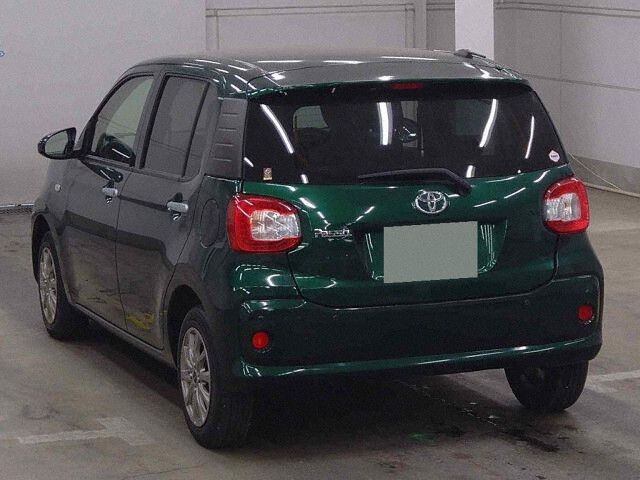 2022 Toyota Passo X auction photo 2