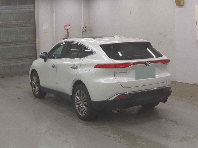 2024 Toyota Harrier Z Leather Package auction photo 2