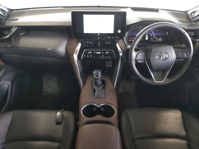 2024 Toyota Harrier Z Leather Package auction photo 3