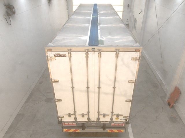2019 Isuzu ウィング auction photo 3