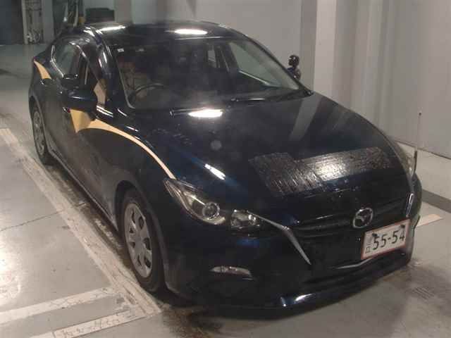 2016 Mazda Axela Japan auction vehicle