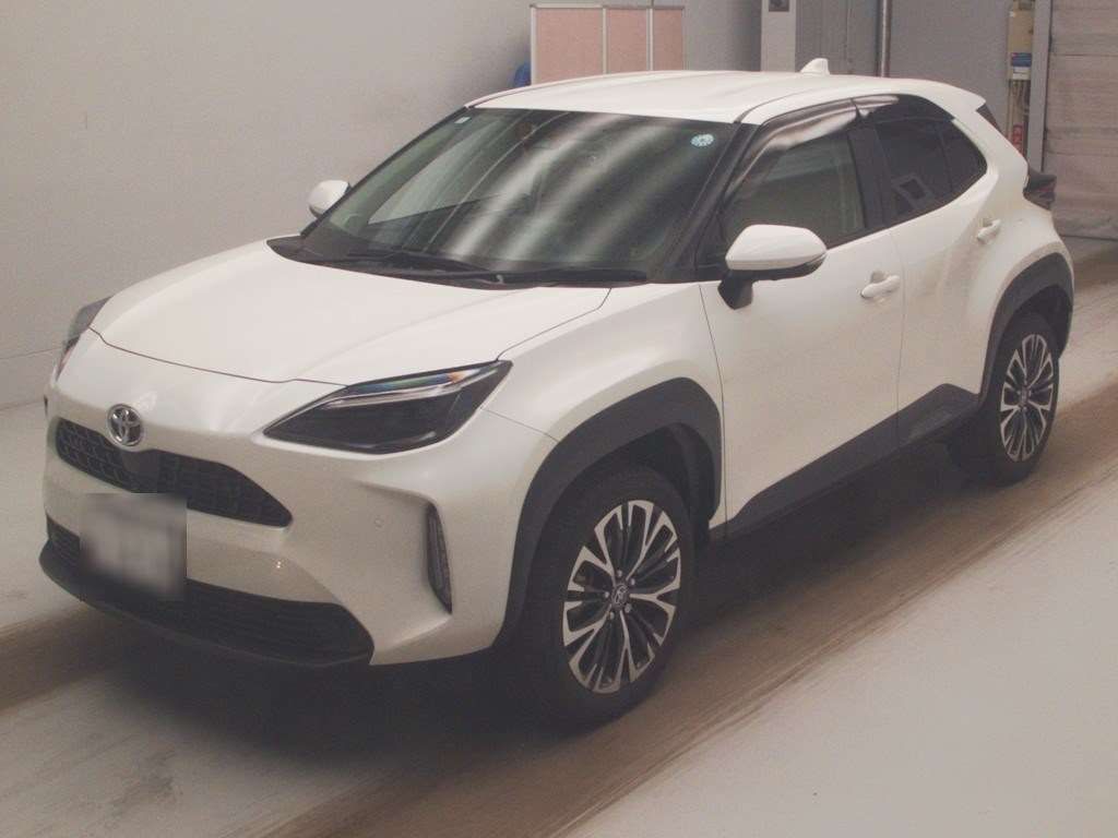 2022 Toyota Yaris Cross Z Japan auction vehicle