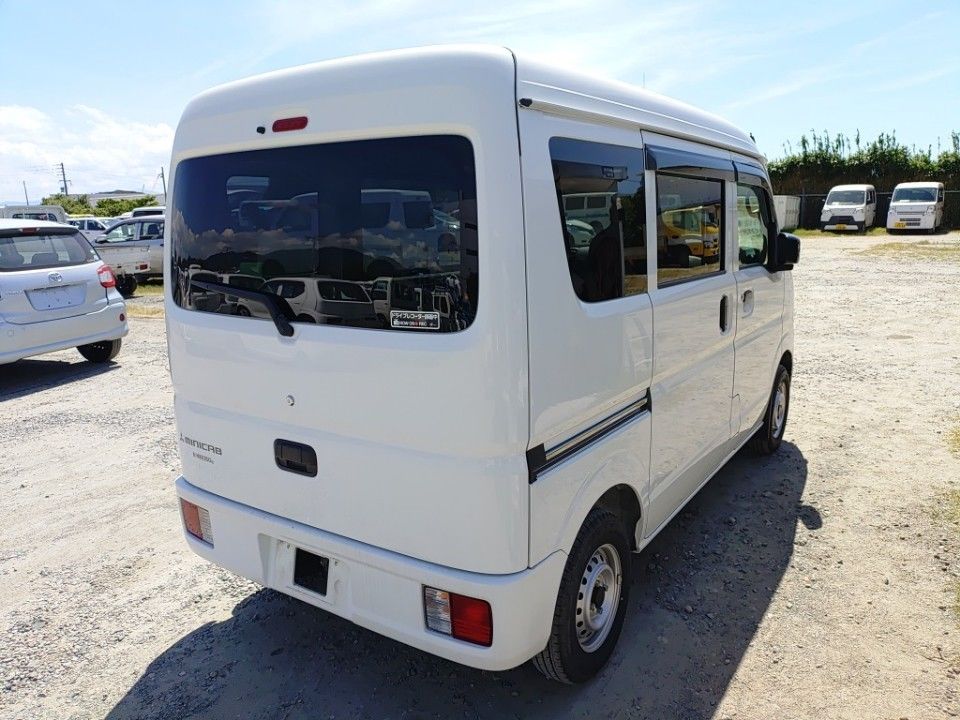 2022 Mitsubishi Minicab auction photo 2