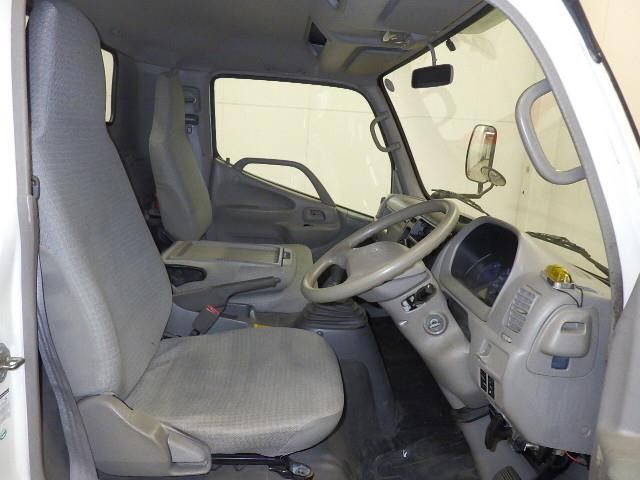 2000 Toyota Dyna 高所作業車 auction photo 5