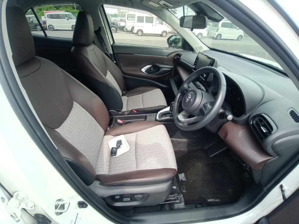 2021 Toyota Yaris Cross Z auction photo 10