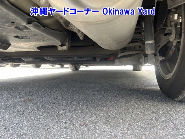 2015 Toyota Prius L auction photo 10