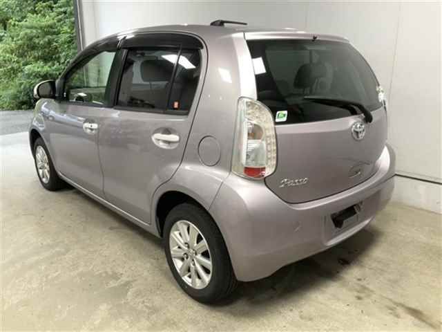 2014 Toyota Passo auction photo 2