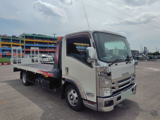 2021 Isuzu Elf Truck Sekisai Japan auction vehicle