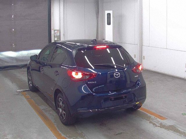 2024 Mazda 2 15 BD 360 SafeP auction photo 2