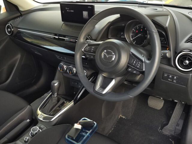 2024 Mazda 2 15 BD 360 SafeP auction photo 3