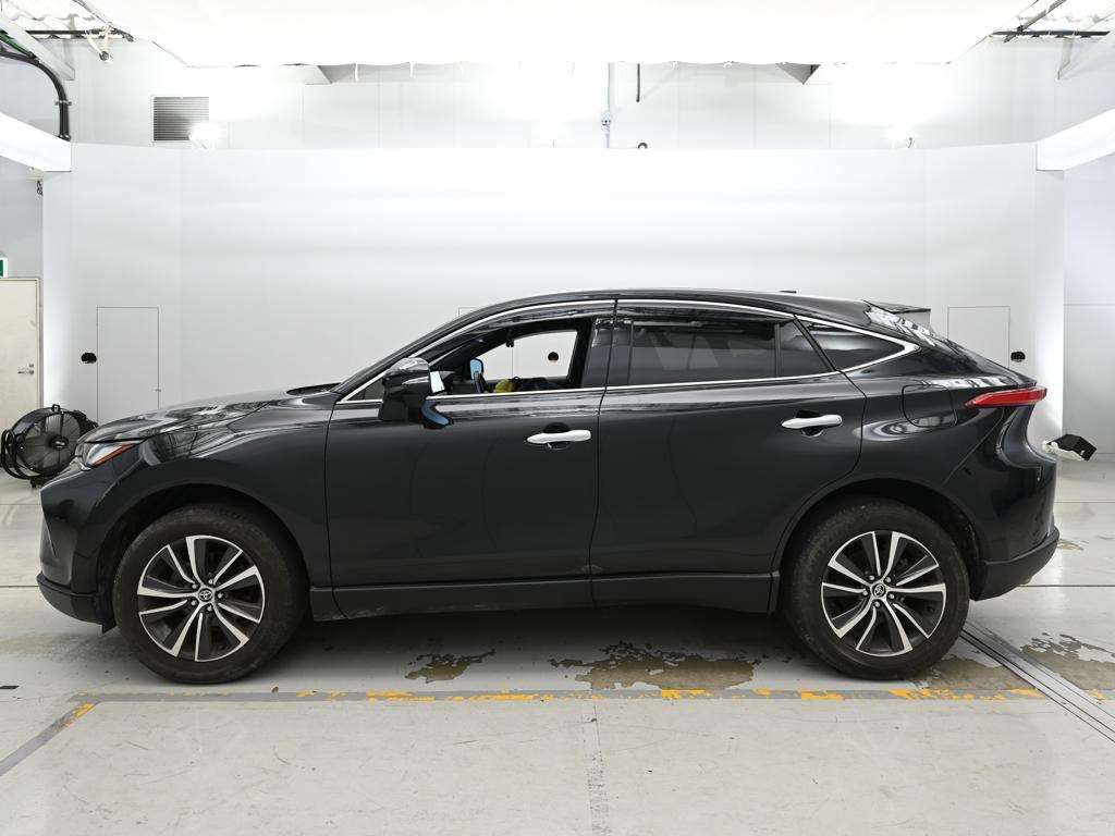 2023 Toyota Harrier G auction photo 4