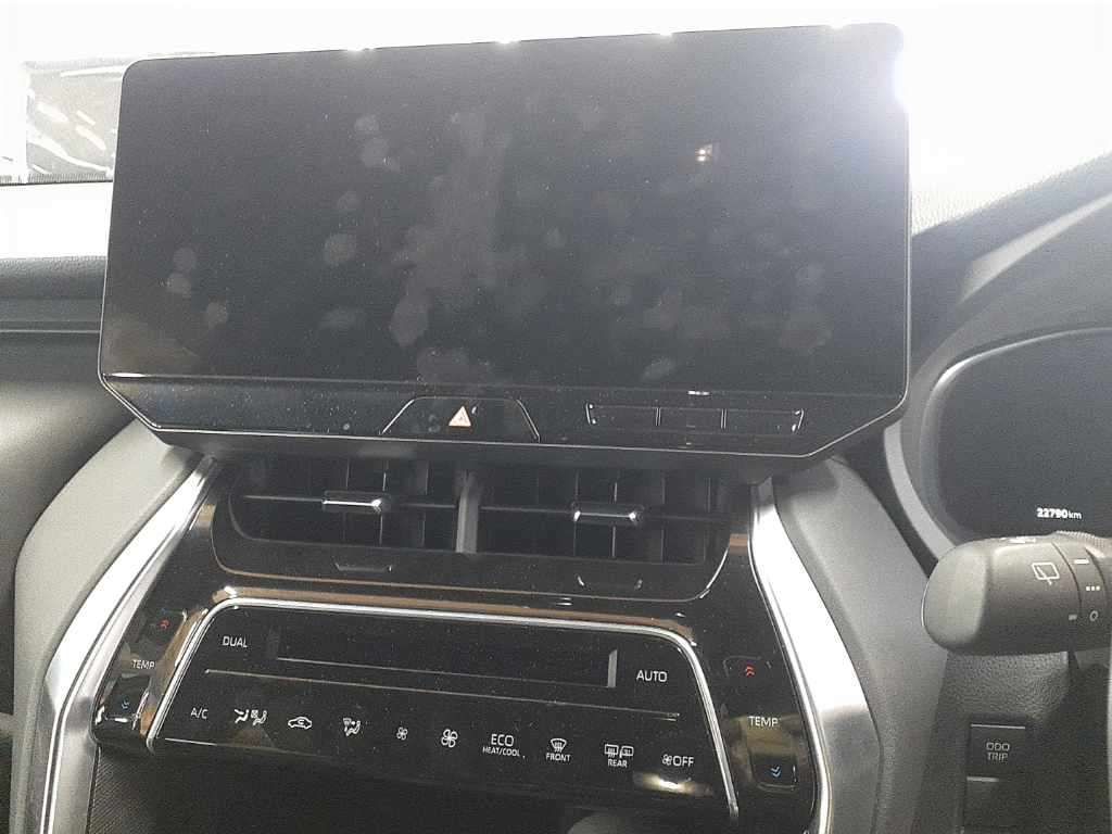 2023 Toyota Harrier G auction photo 12