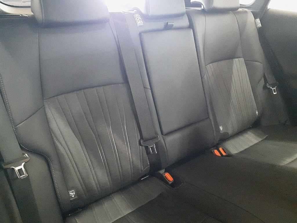 2023 Toyota Harrier G auction photo 11