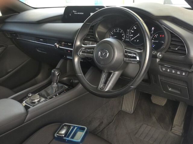 2021 Mazda 3ファストバック 15Sツーリング auction photo 3
