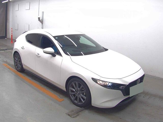 Japan Auction Vehicles 8 2021 Mazda 3ファストバック 15Sツーリング auction photo