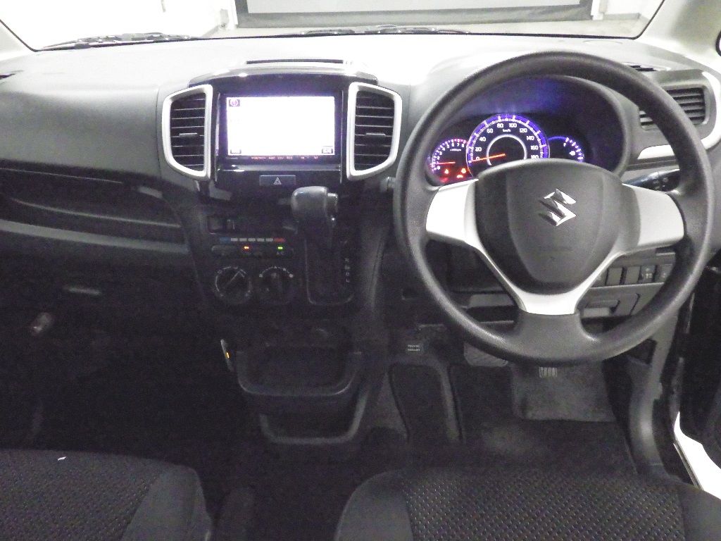 2015 Suzuki Solio G LTD auction photo 3