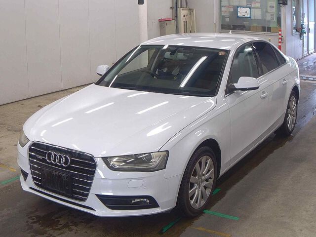 2015 Audi A4 2.0TFSIクワトロ 4WD auction photo 4