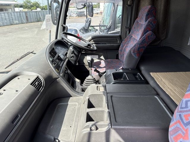 2005 Isuzu Giga アルミウイング auction photo 5